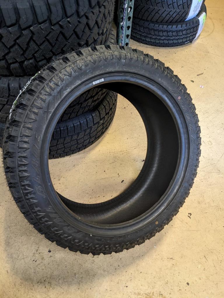 ATTURO TRAIL BLADE X/T P275 45 20 110H XL TIRE TBXT76GK0BTD CQ2