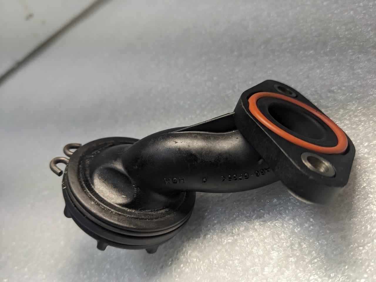 PORSCHE -2000/2008 987-996 OIL PICKUP TUBE FILTER 99610707557 USED 996GL2T1