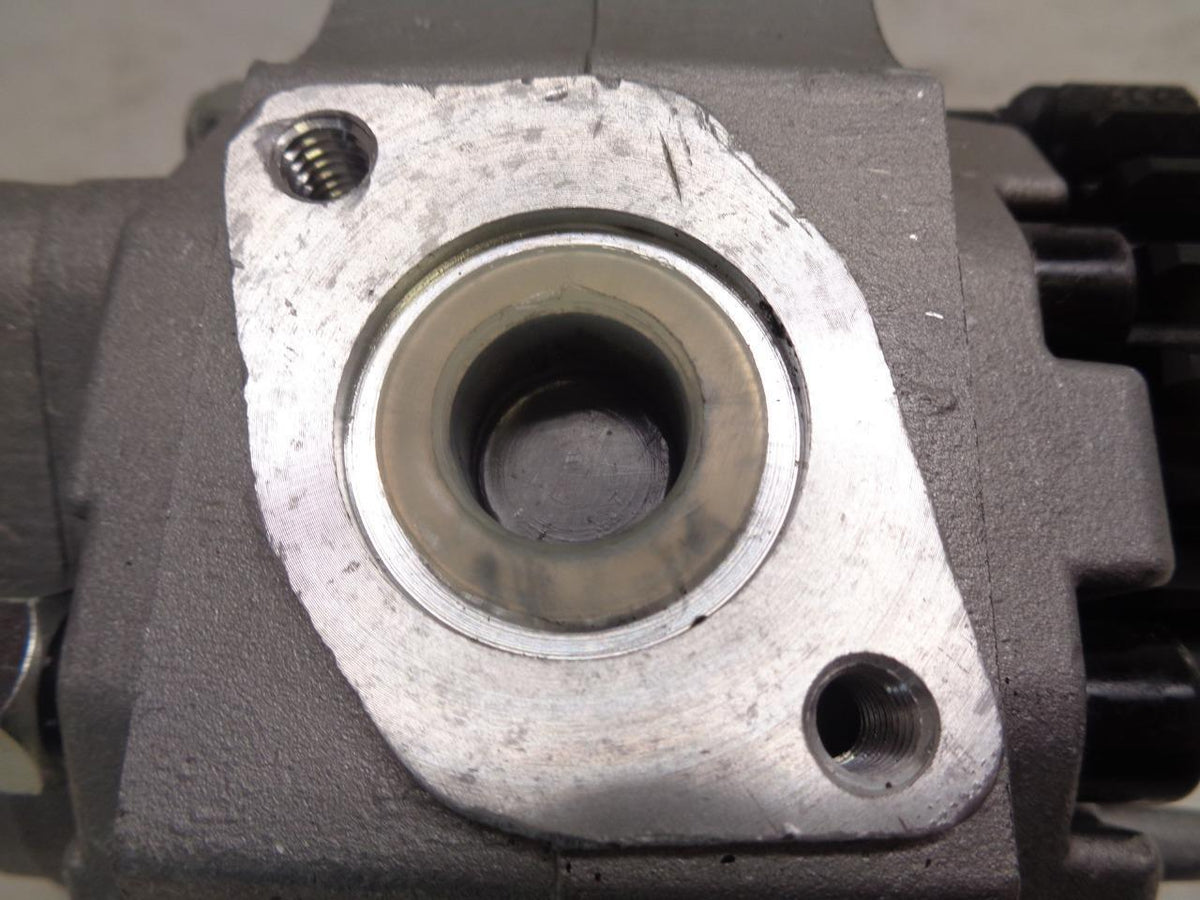 1 NEW INTERNAL PTO HYDRAULIC PUMP 25 SPLINE GEAR UNKNOWN MAKE/MODEL R18T1