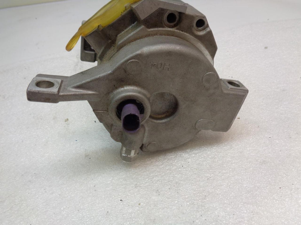 NEW ACDELCO 15-21127 AC COMPRESSOR FITS 00-02 CADILLAC, CHEVY, GMC (VARIOUS) R3