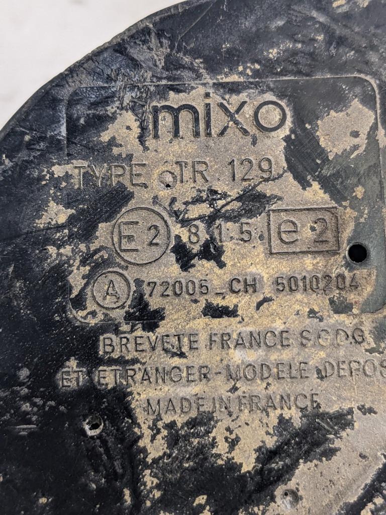 PORSCHE 84-91 944 LOW PITCH TONE ELECTRIC HORN SIREN MIXO TR129 #6 USED R21T2