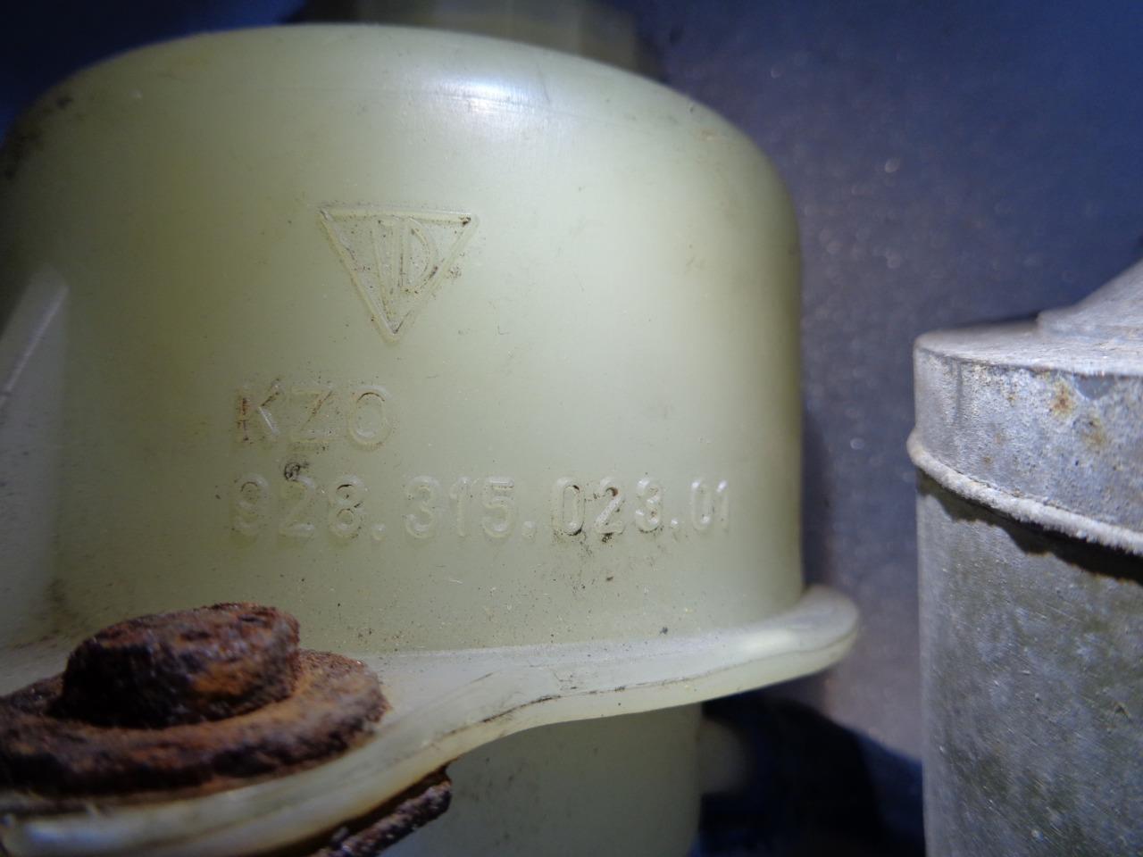 Porsche 928 Manual Transmission Lock Control 928.315.153.01 USED GENUINE R23T4