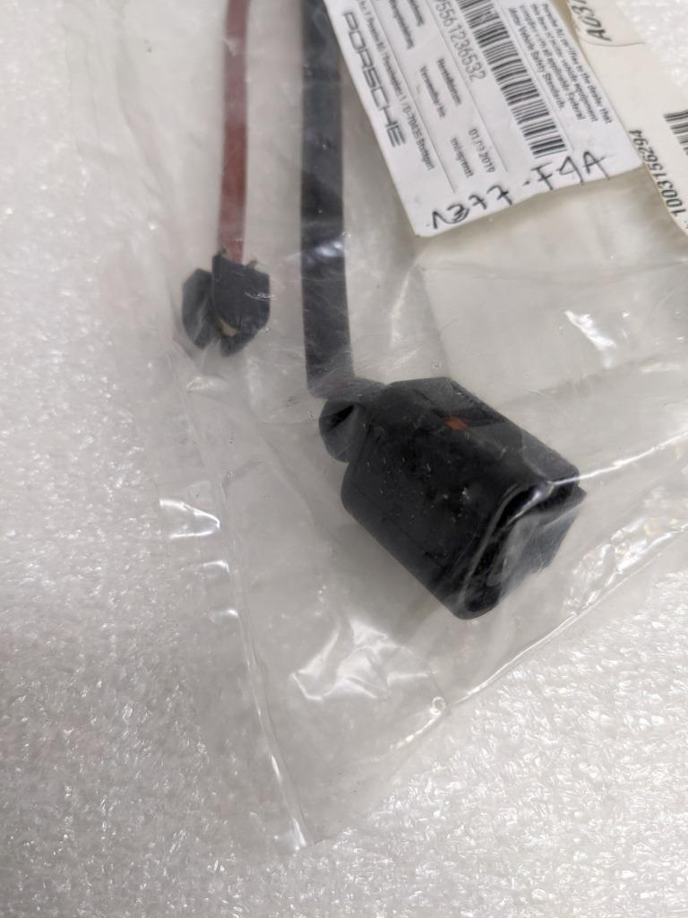 PORSCHE 95561236532 WEAR INDICATOR LH/RH FOR 2003-2010 CAYENNE NEW PGB2TB