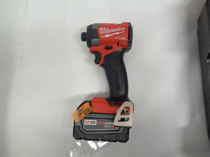 MILWAUKEE M18 FUEL 2-TOOL KIT 1/2" HAMMER DRILL & 1/4" HEX IMPACT DRIVER BSR35