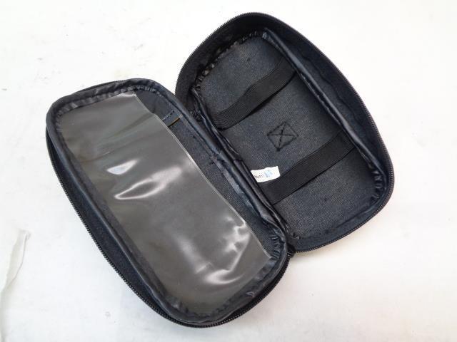 NEW  DIGITAL PROBE THERMOMETER W/ CARRYING CASE R4TB