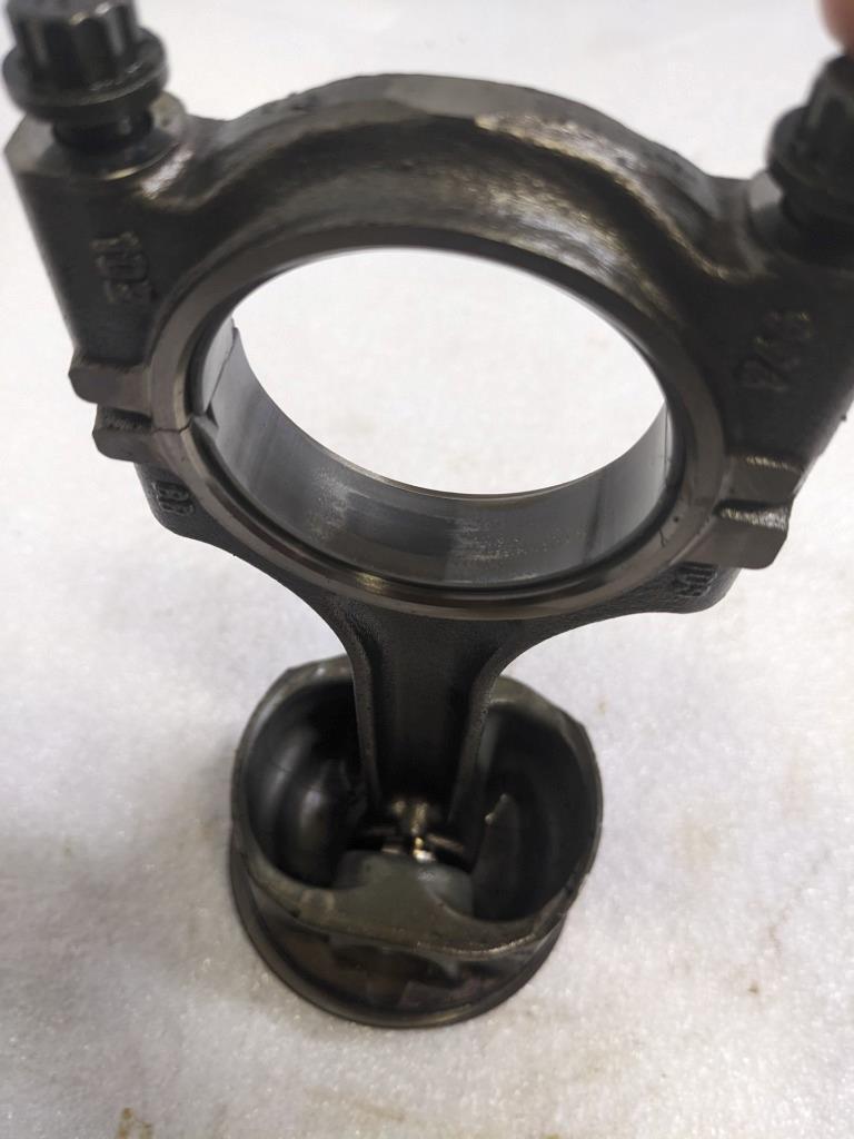 PORSCHE 996/911 CONNECTING PISTON RODS 9961031028R #3 USED 996BGL2T2