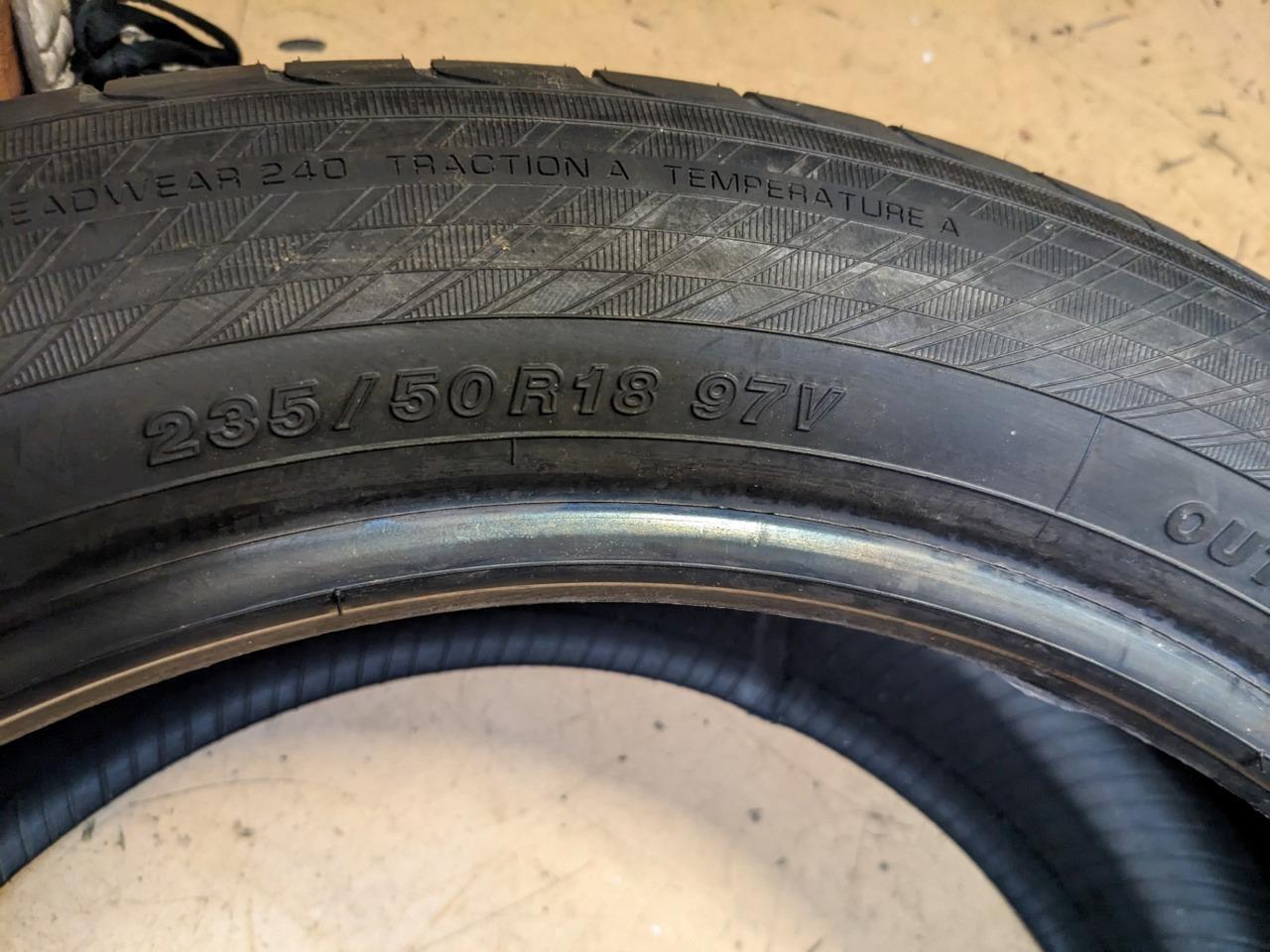 NOS YOKOHAMA C.DRIVE 2 ZPS (MOE) MERCEDES P 235/50R18 97V SL TIRE