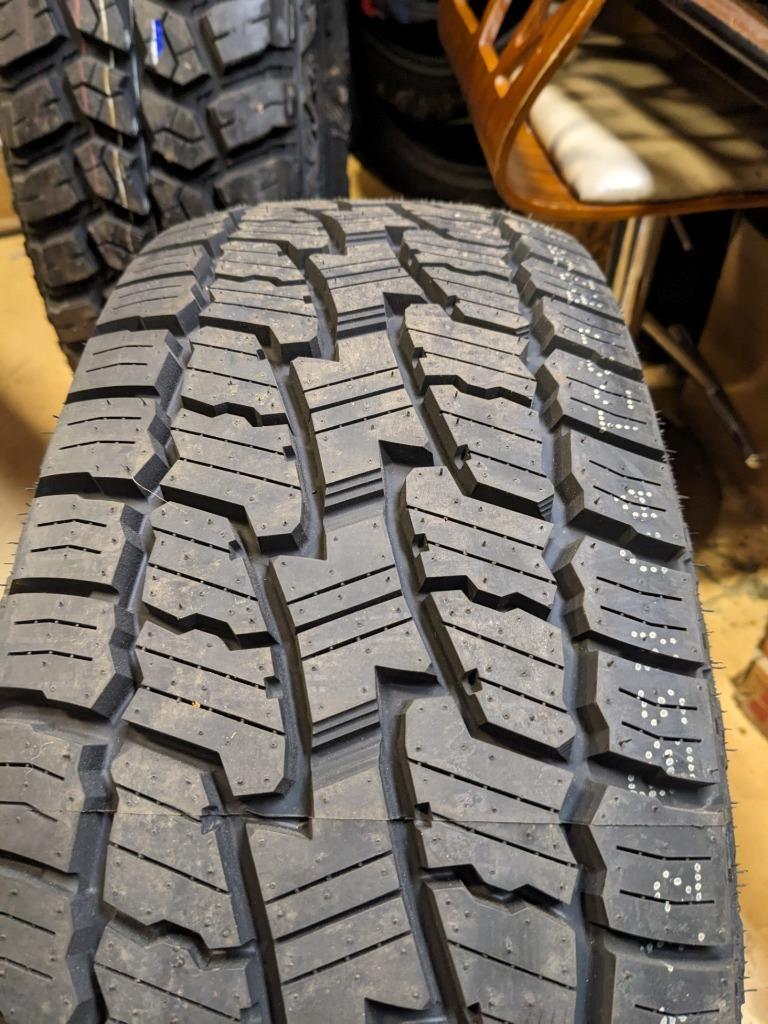 MULTIMILE WILD COUNTRY XTX AT4S BSW P 255 70 17 110T XL TIRE MM-XTA10 CQ2
