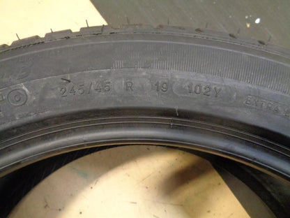 1 NEW MICHELIN PILOT  SPORT 3 (TO) W/FOAM 245 45 19 102Y XL TIRE 33905 Q1