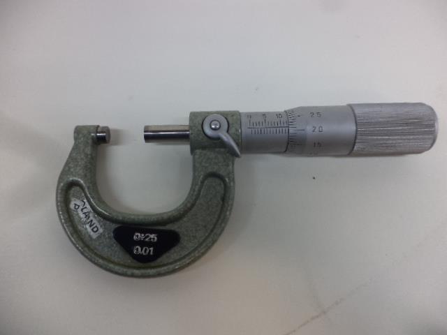 USED YUASA OUTSIDE MICROMETER CALIPER 0-25MM 0.01 0-1" R22T5