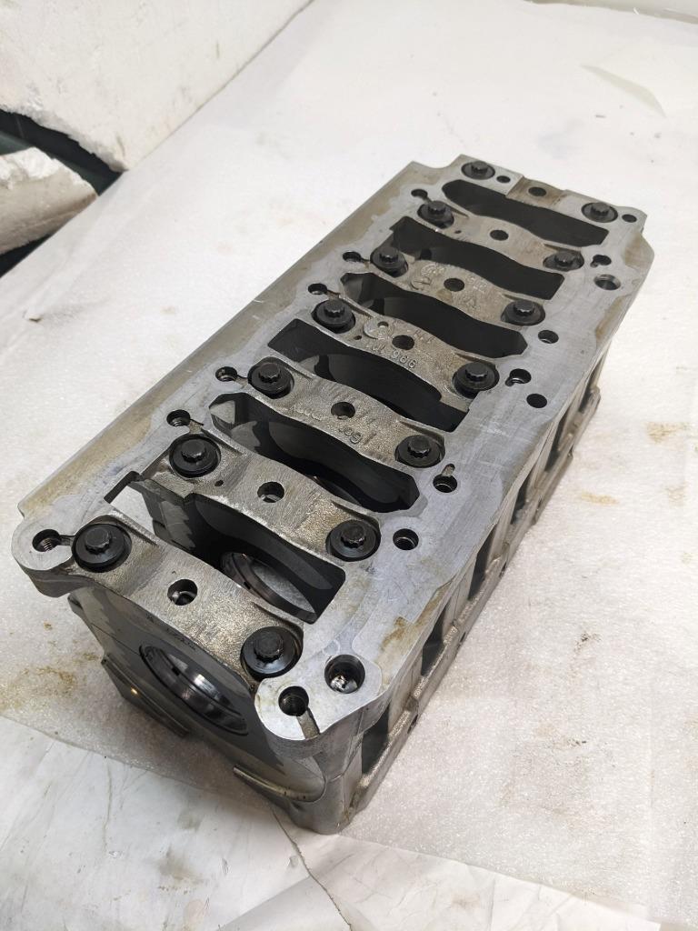 PORSCHE 986/987 BOXSTER CRANKSHAFT CASE ASSEMBLY 9961011128R USED 996BGL2