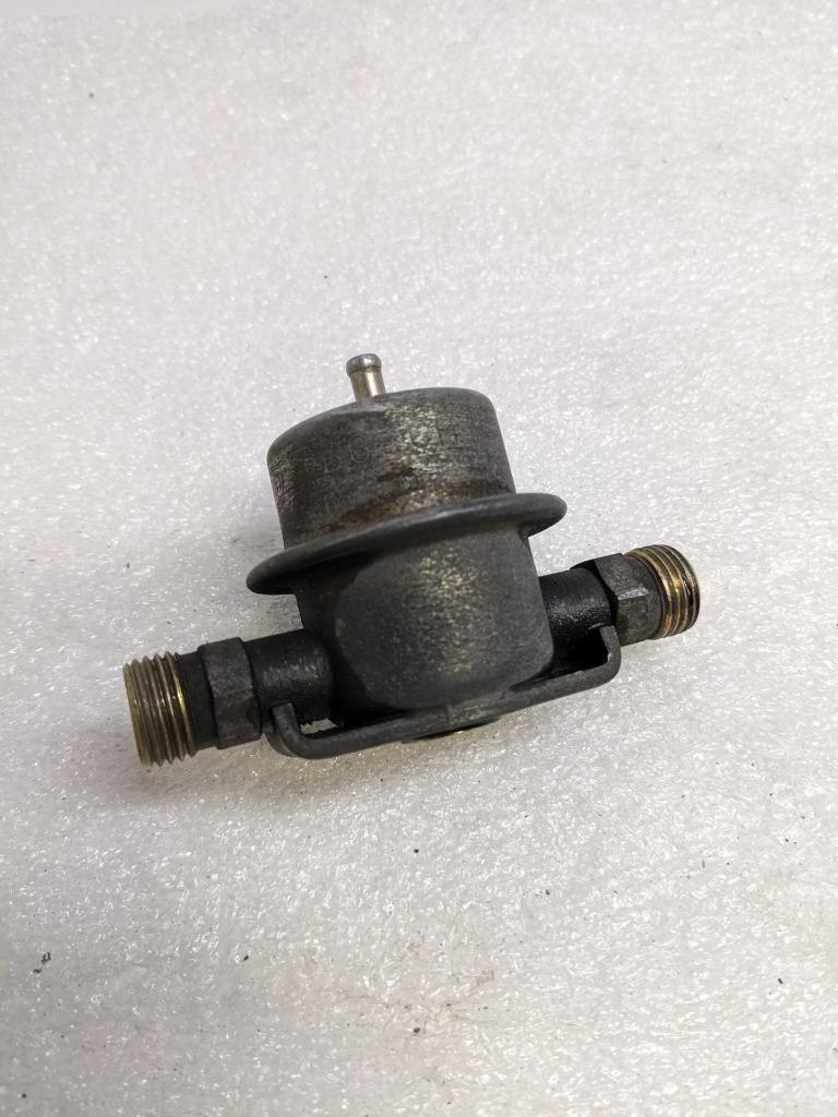 BOSCH 0280161021 FUEL PRESSURE DAMPER FOR 84-89 PORSCHE 911 C 3.2L H6 USED R20T7