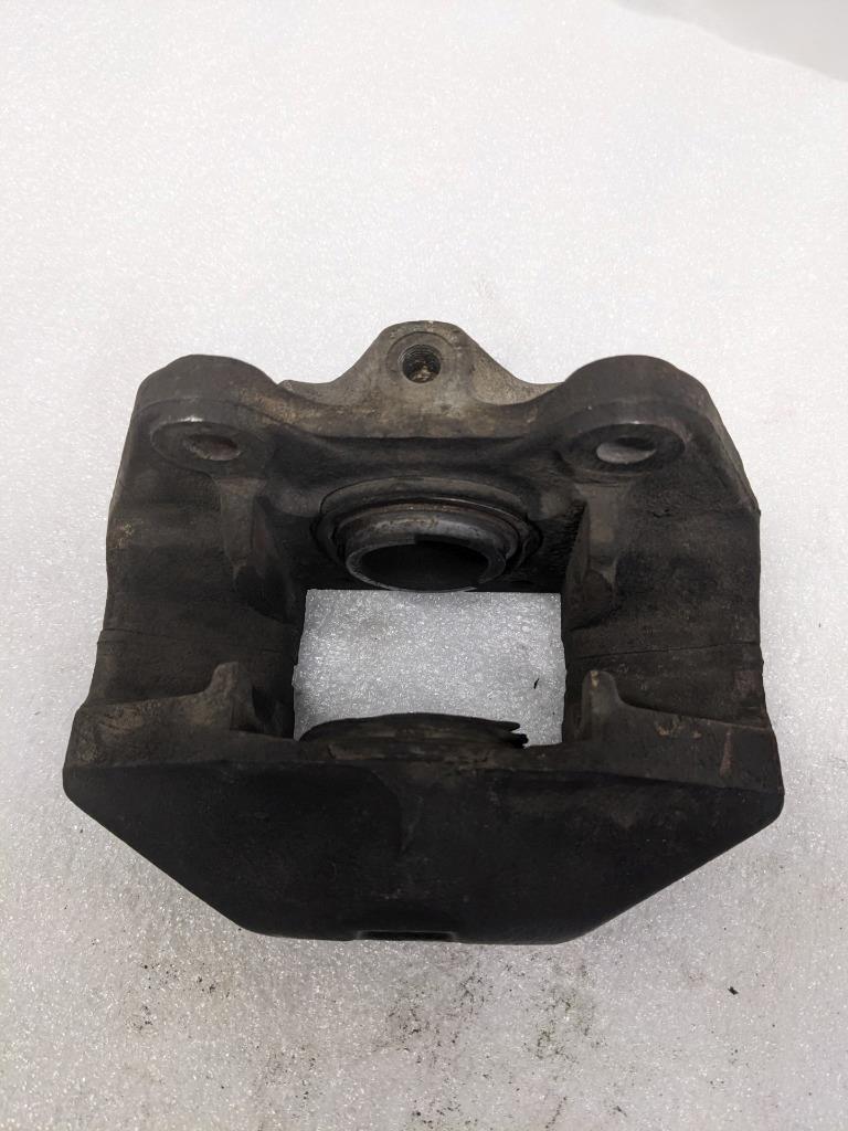 FERRARI 106358 FRONT LEFT BRAKE CALIPER FOR FERRARI 246/308 USED R25T5