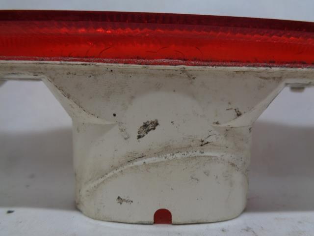 USED PORSCHE REAR LEFT SIDE MARKER LENS ONLY 944 631 425 02 R25T4