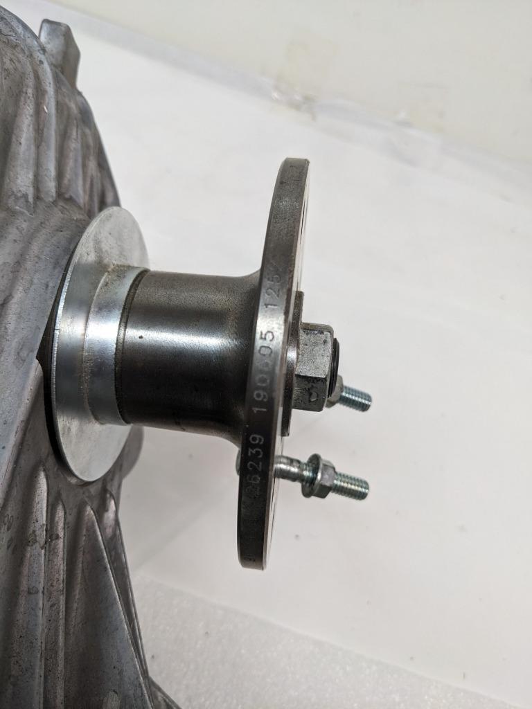 DAMAGED FORD GC347A195GA MANUAL SHIFT TRANSFER CASE ASSEMBLY FOR F350SD NEW B2