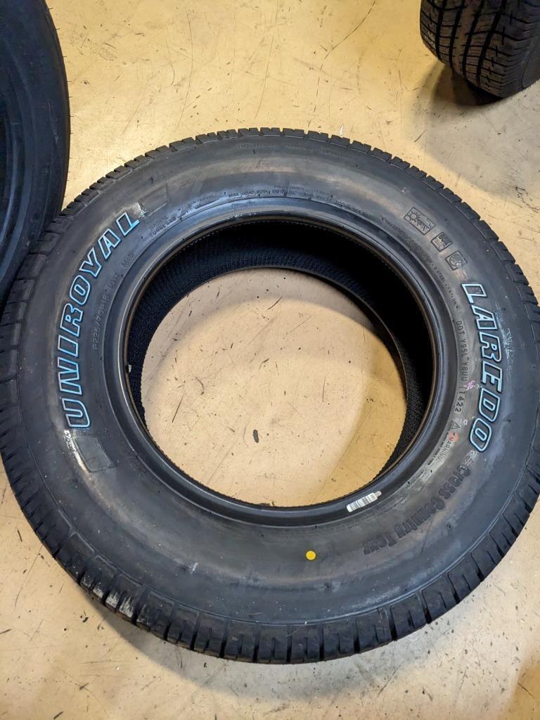 2 UNIROYAL LAREDO CROSS COUNTRY TOUR P 225 70 16 101T SL TIRES 83997 CQ3