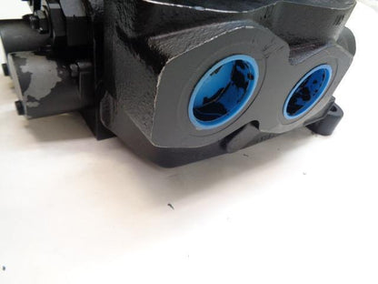 PARKER DIRECTIONAL CONTROL VALVE 2 SPOOL GREY IRON V70 SERIES R32