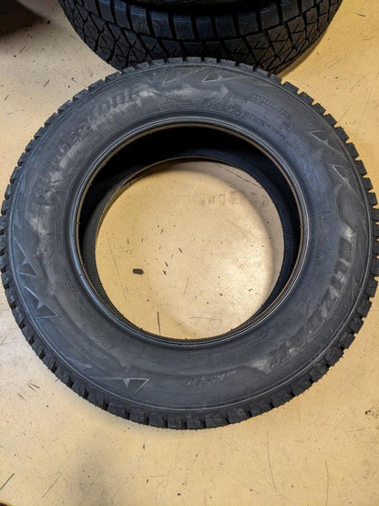 BRIDGESTONE BLIZZAK DM-V2 P 235 45 20 100S XL TIRE 005853 CQ1