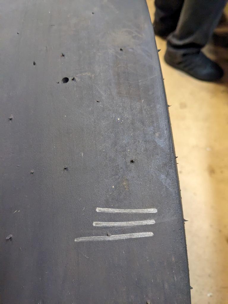 2 MICKEY THOMPSON ET DRAG WL 35.0 15.0 16 DRAG TIRES ROLLOVER 111 250839 CQ3