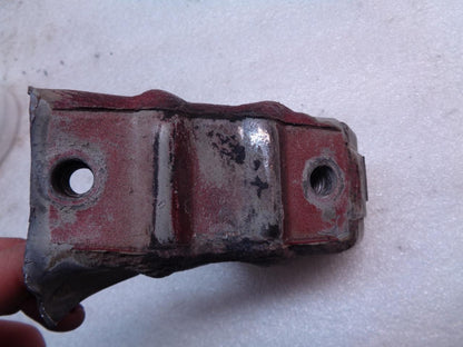 USED PORSCHE 928 FRONT SWAY BAR BRACKET R24T7