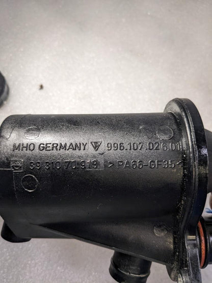 PORSCHE CAYMAN BOXSTER ENGINE MOTOR OIL SEPERATOR 99610702601 USED 996B.GL