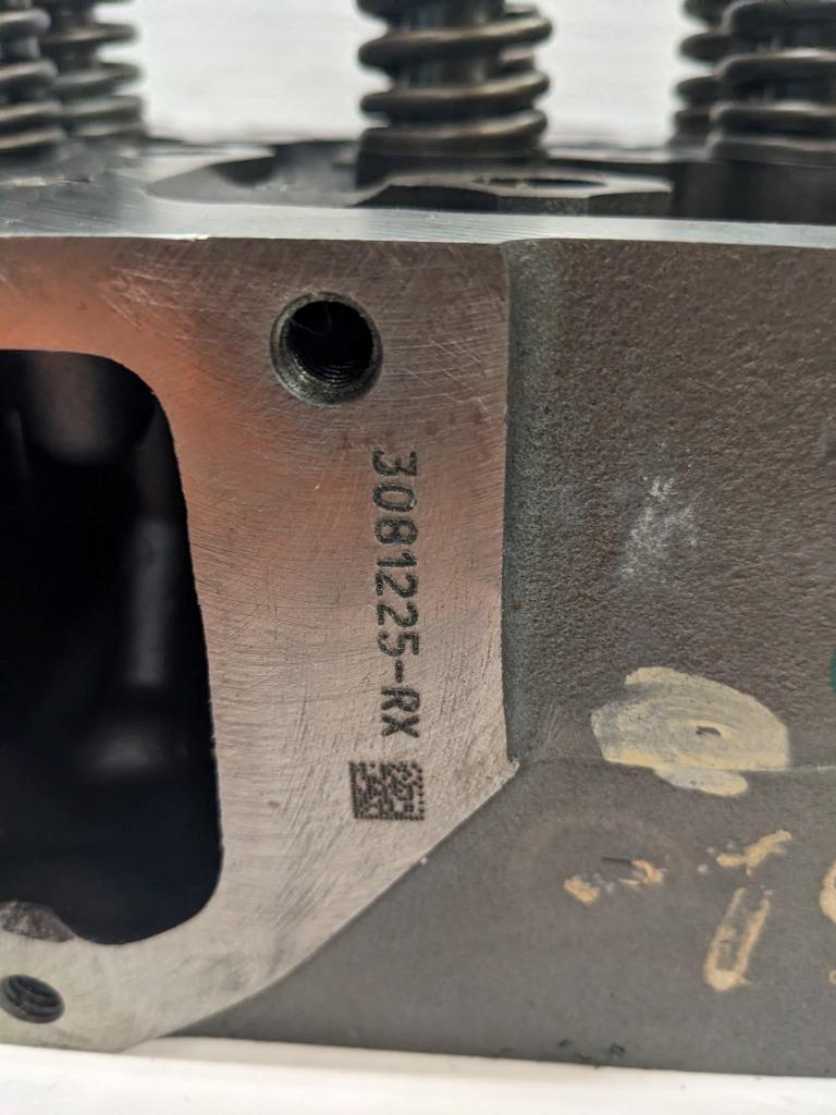 NEW GENUINE CUMMINS 88NT CYLINDER HEAD 3081225-RX (UNKNOWN FITMENT) I2