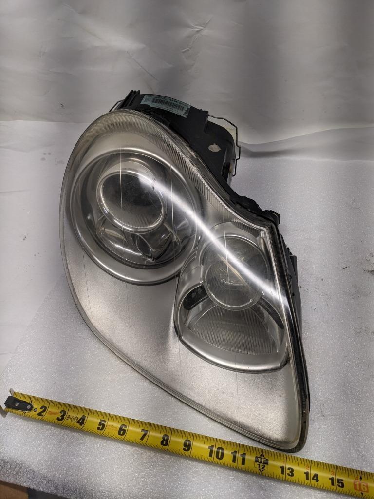 PORSCHE 98307740 VALEO FRONT RIGHT HEADLIGHT HOUSING FOR 03-06 CAYENNE USED R24