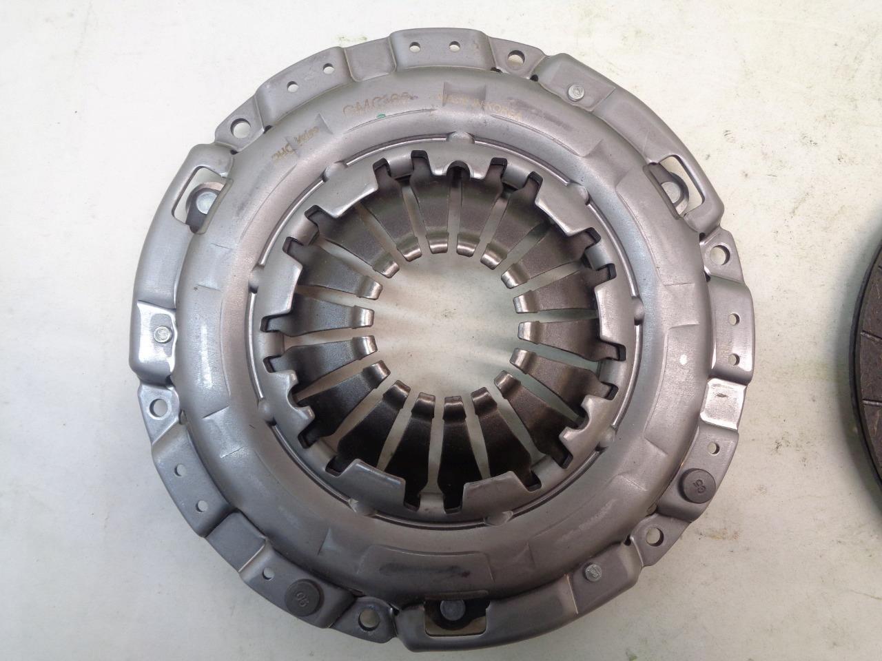 VALEO CLUTCH KIT for 03-05 CHEVY 02-04 OLDSMOBILE 02-05 PONTIAC MODELS 52252219