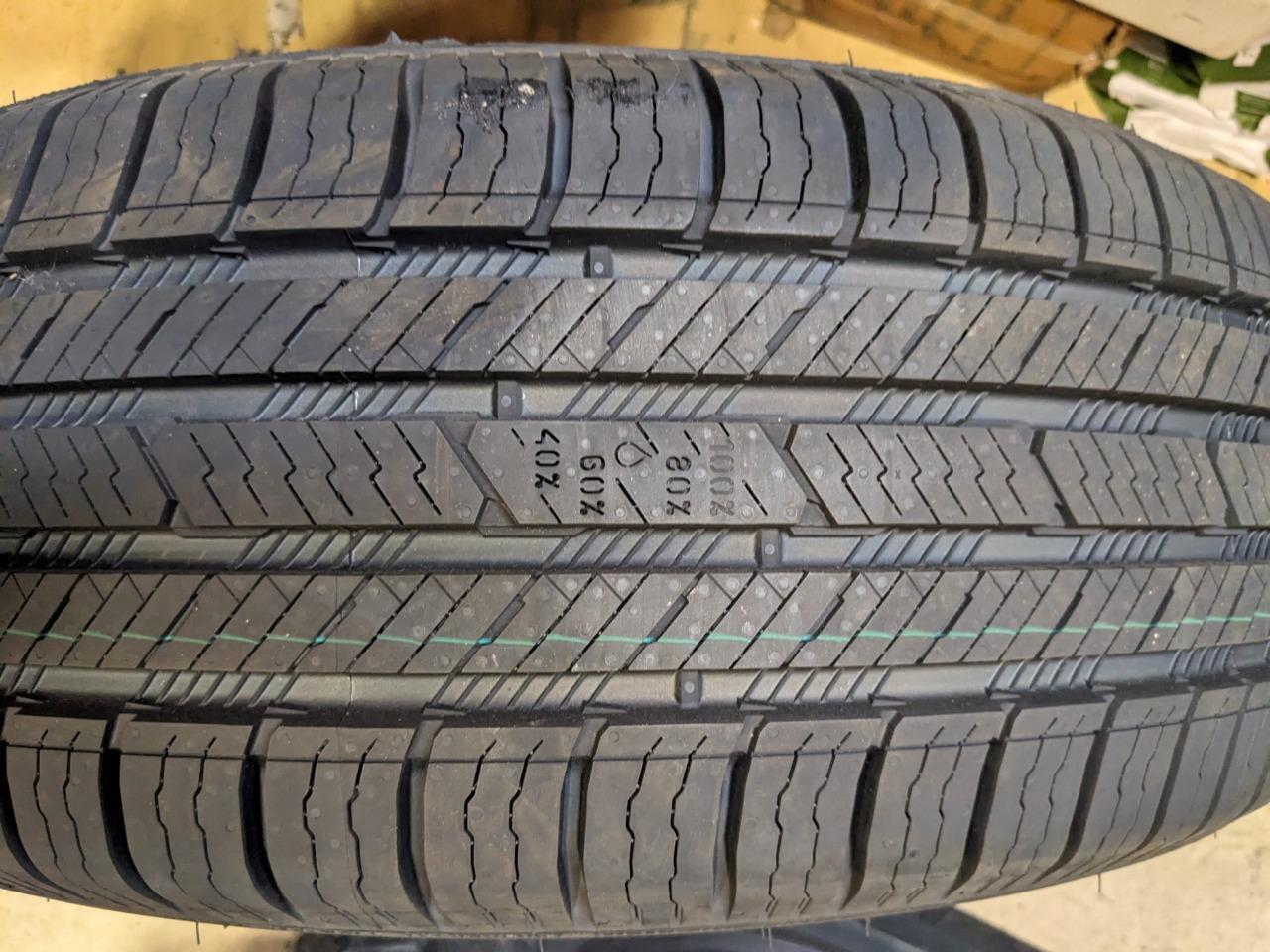 NOKIAN ONE P 235 60 18 107V XL TIRE T431321 CQ3