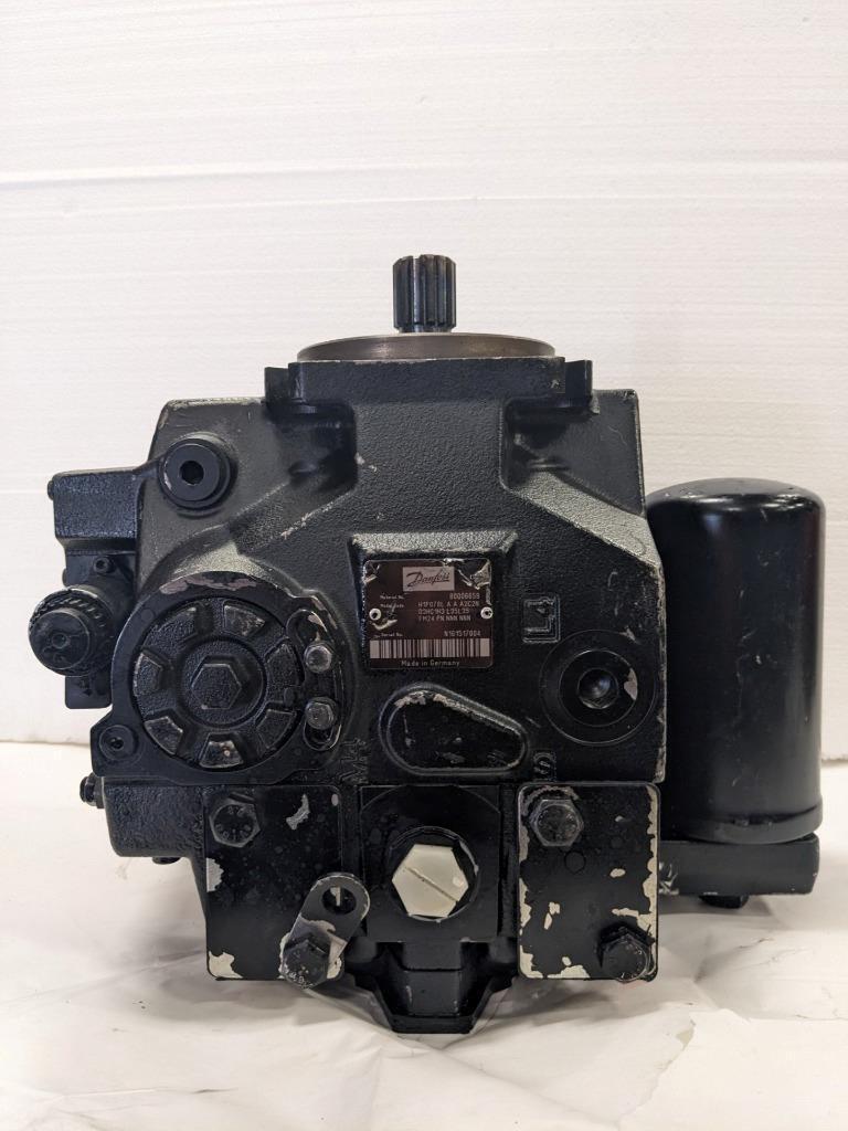 DAMAGED DANFOSS H1P078L A A A2C2N HYDRAULIC CLOSE CIRCUIT AXIAL PUMP BSRG4