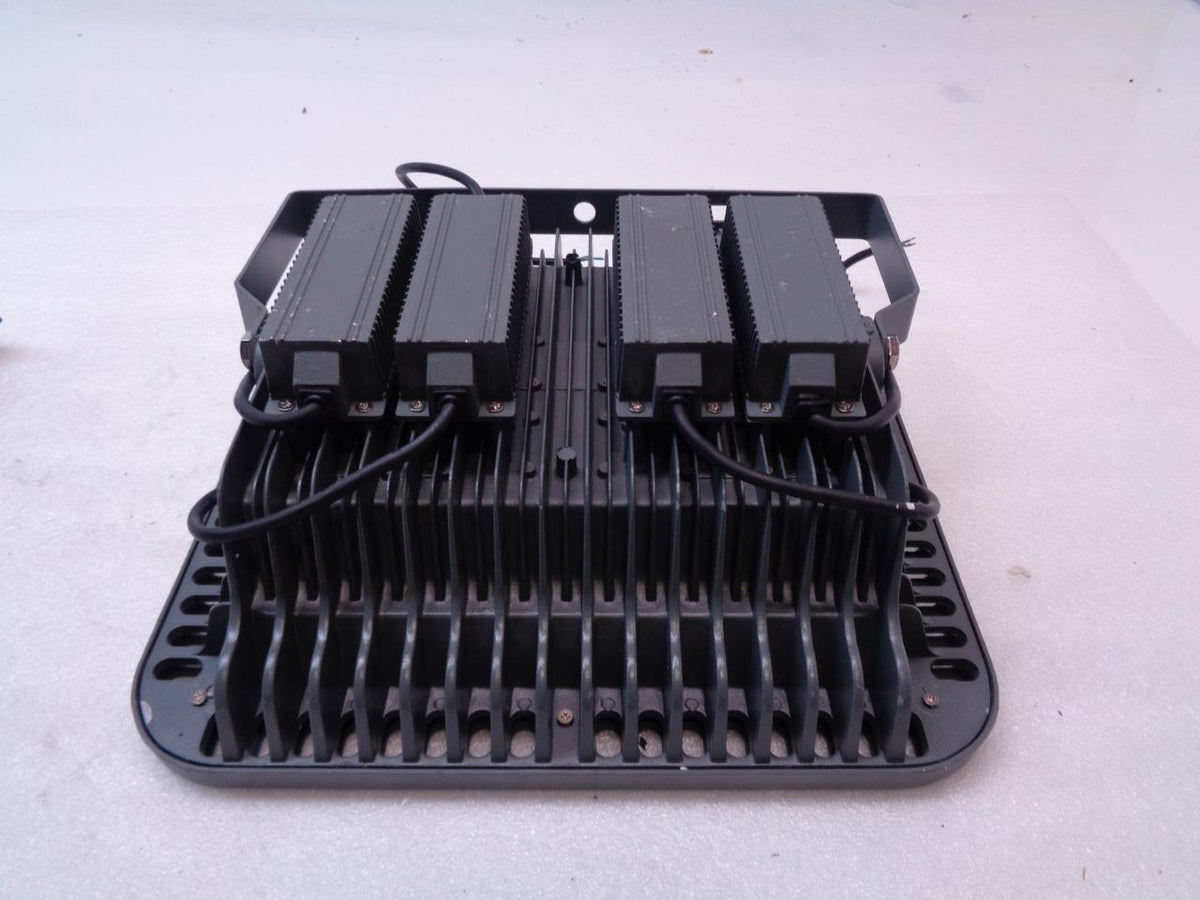 DAMAGED PROJECT-LIGHT LAMP / FLOOD LIGHT 200W SR