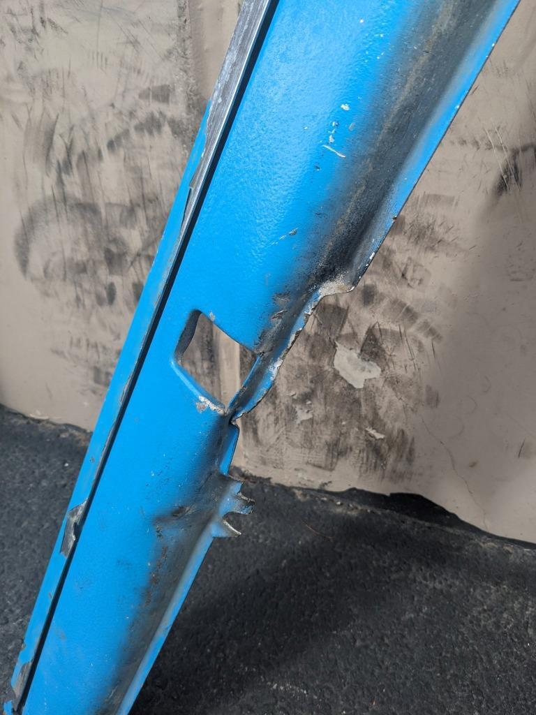 DAMAGED PORSCHE ALUMINUM RIGHT ROCKER PANEL BLUE FOR 78-89 911SC USED R25