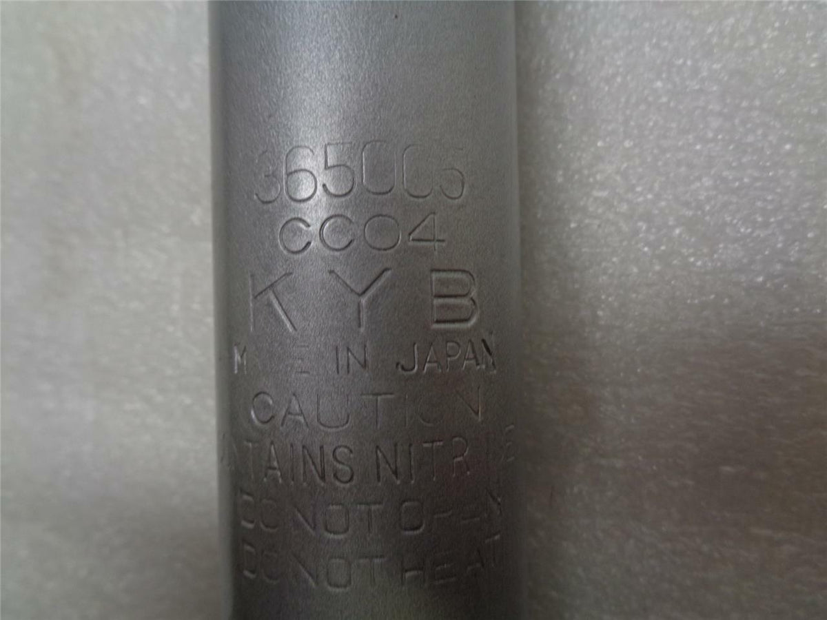 NEW KYB FRONT SHOCK FOR '75-'85 TOYOTA CELICA 365005 R9