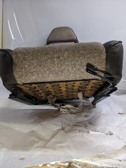 PORSCHE 1981 998 BROWN RECLINING MANUAL SEAT FOR PORSCHE (LEFT) USED B2