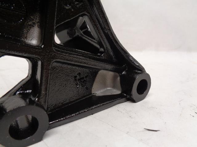 Porsche 944 Mount Bracket REFINISHED GENUINE 944 375 124 02 R25T8