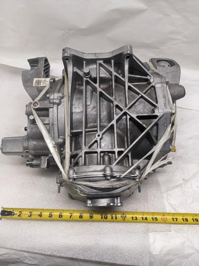 GM 84300365 DIFFERENTIAL CARRIER FOR AUTO TRANSMISSION 15-19 CORVETTE NEW B3B2