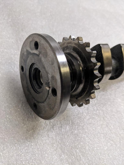 PORSCHE 911 996 (1998-2005) CAMSHAFT INTAKE (CYLINDER4-6) 996222 USED 996B.G.L.