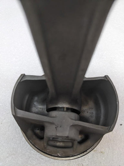 PORSCHE CAYENNE PISTON CONNECTING ROD #5 (CRACKED) 9461191R USED R24