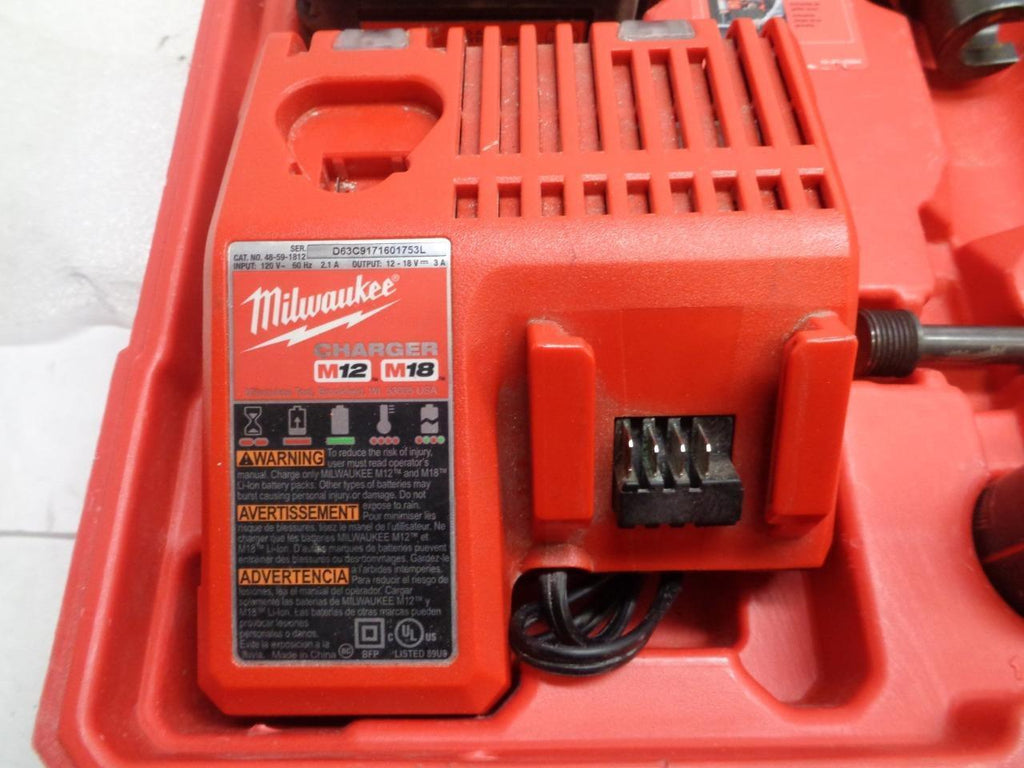 USED MILWAUKEE M18 10 TON KNOCKOUT TOOL FULL KIT W/ BATTERIES/CHARGER 2672-22