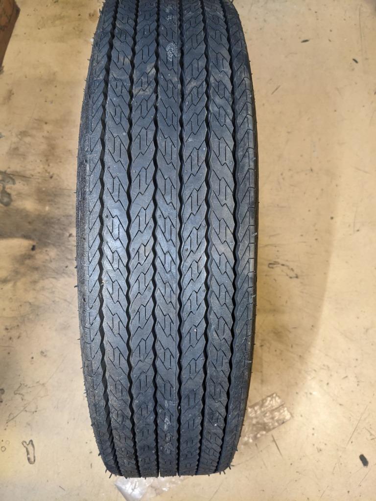 COKER CLASSIC WW 3-1/2" G78-14 TIRE 55481  CQ3