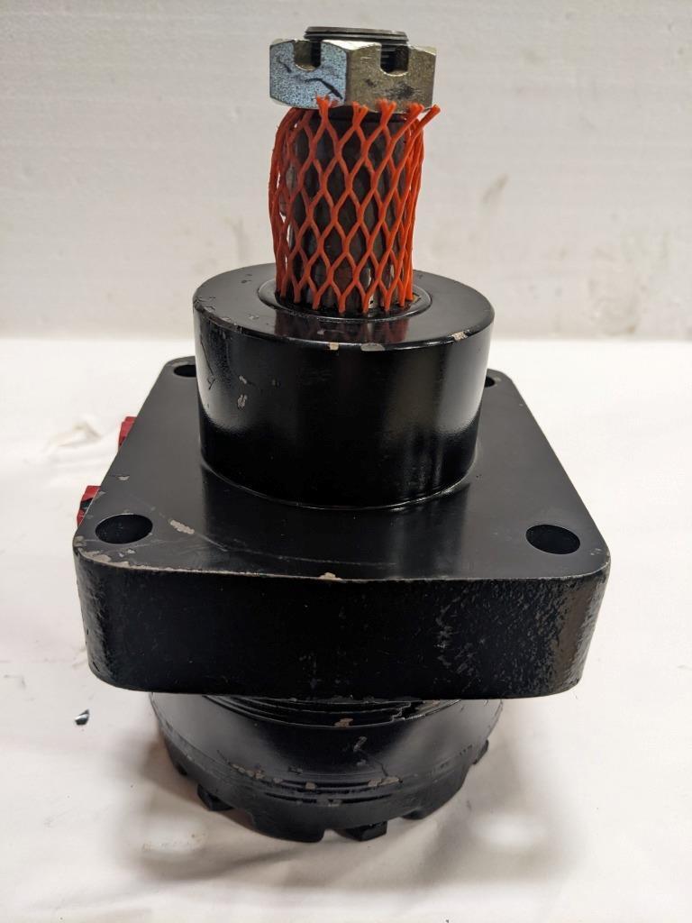 Skyjack Roller Stator Hydraulic Drive Motor 194615AB 11226636 54630228 NEW BSRG1