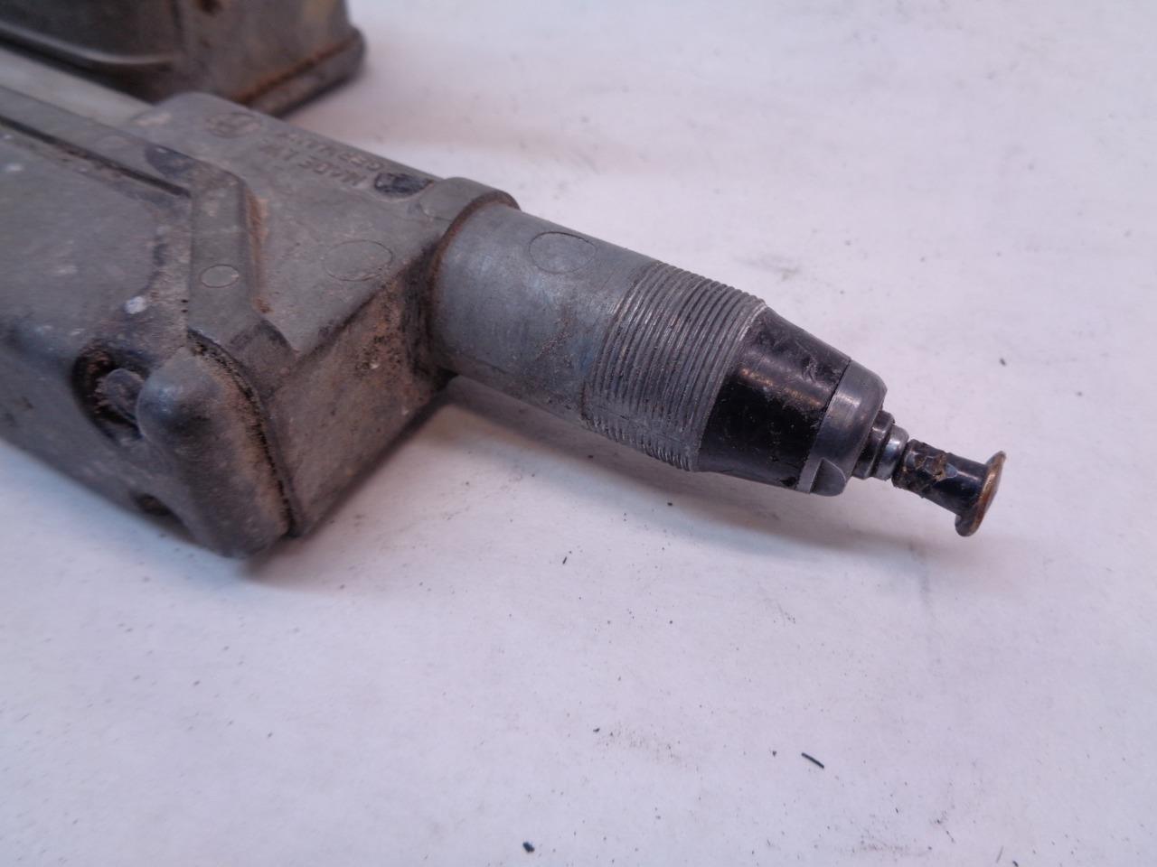 GERMAN PORSCHE HIRSHMANN POWER MOTOR ANTENNA AUTA 6900 304 08 R24T4