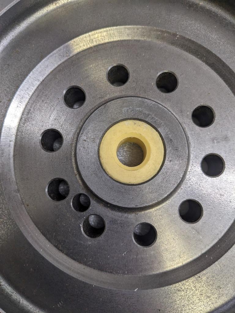 SOUTH BEND CLUTCH 167323 STEEL FLYWHEEL FOR FORD 5-SPEED TRANSMISSIONS NEW R6