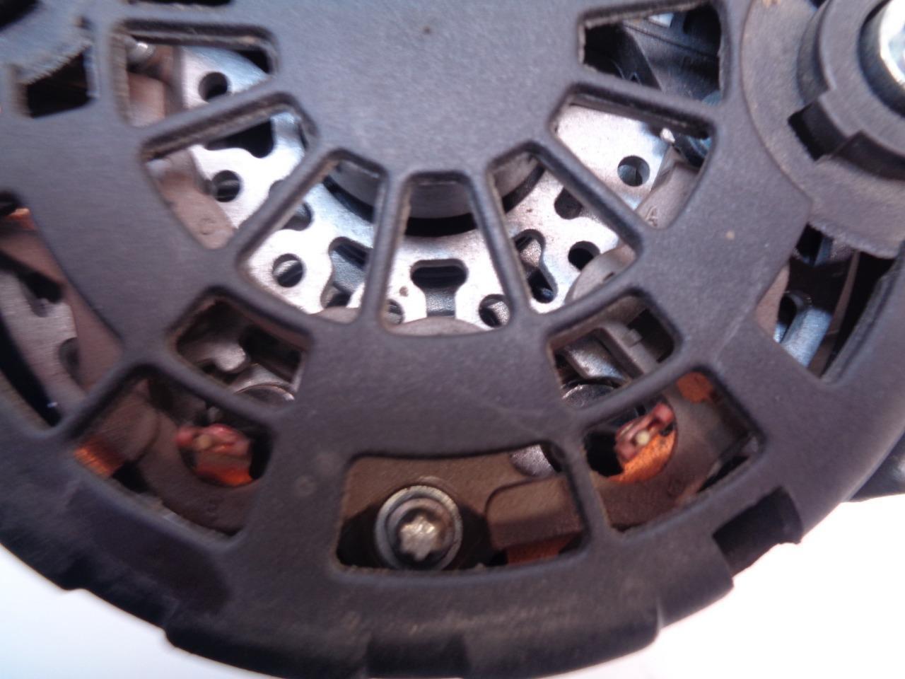 NEW ALTERNATOR WITH PULLEY 12V 7E29 R14B1