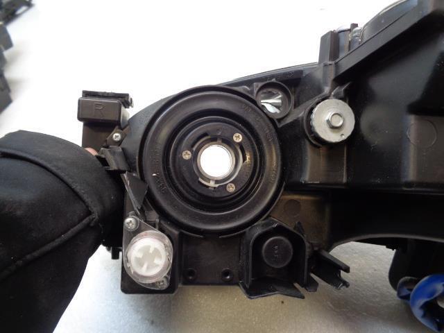 NEW GENUINE LEXUS GS430 GS460 GS530 RIGHT HEADLIGHT 8114030B41 SR