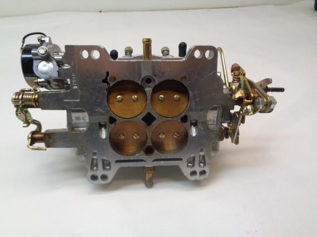 EDELBROCK PERFORMER 1413 0801 CARBURETOR R31