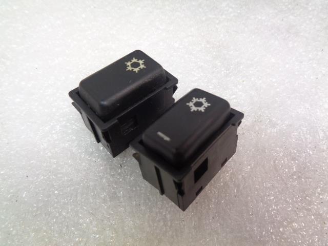PORSCHE 94465302101 DASH CONTROL UNIT HVAC CONTROL FOR 944 DAMAGED USED R20