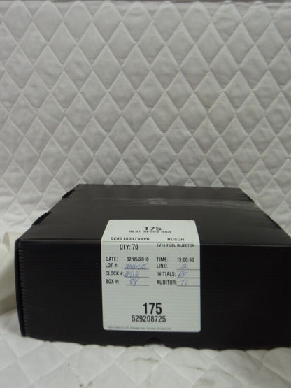 NEW BOSCH 0 280 158 174 FUEL INJECTOR 9L3E-9F593-B5A LINCOLN NAVIGATOR R13
