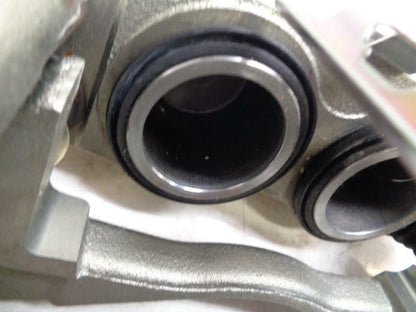 NEW BRAKE CALIPER 68320063-8 R5