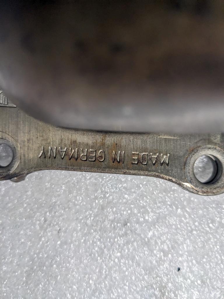 PORSCHE CAYENNE EXHAUST MANIFOLD TURBO 4.5L 94811111953 USED 996BGL